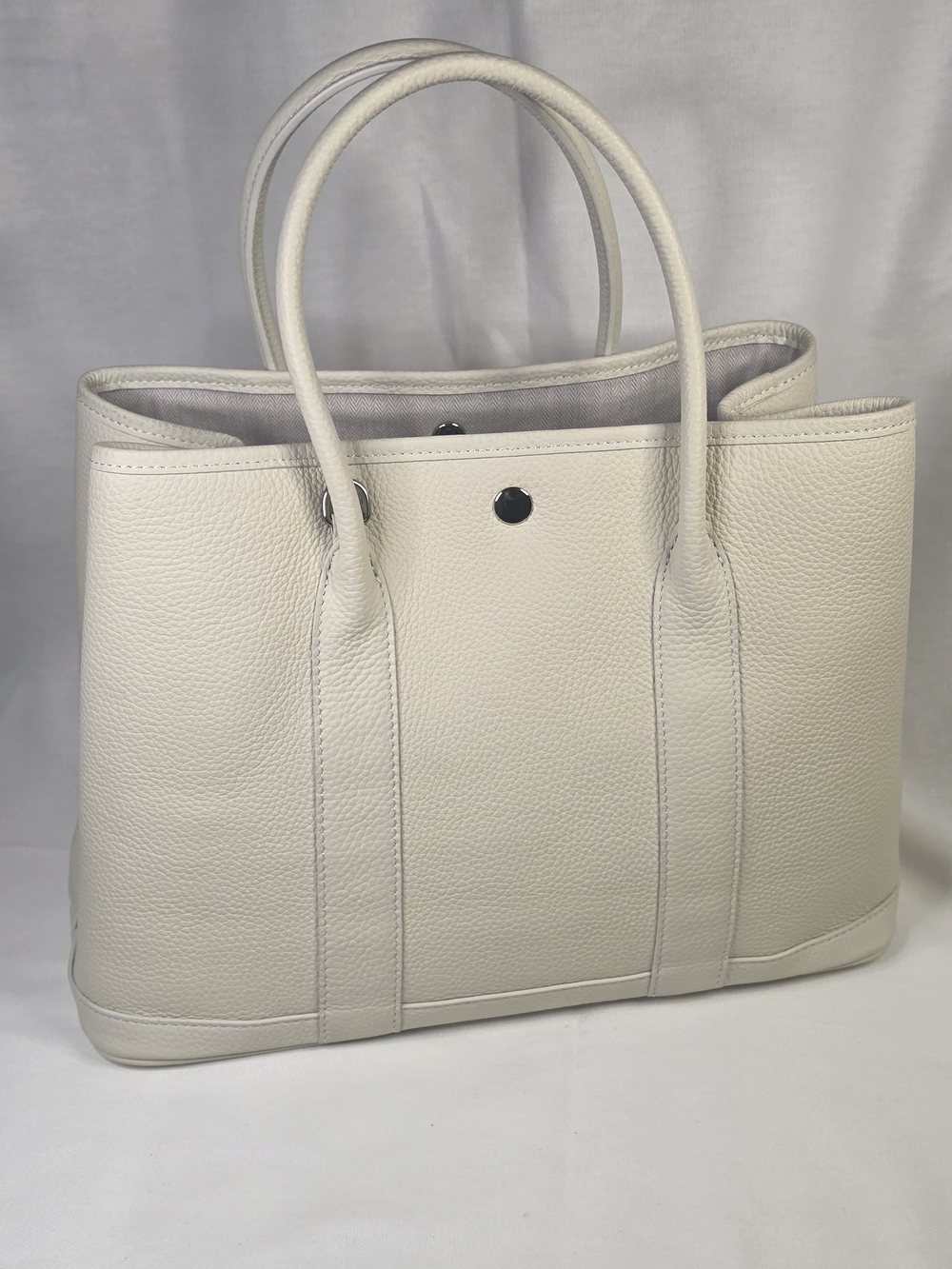 Garden Party 36 White Elegant Work Tote